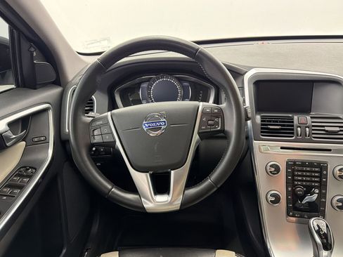 Used 2017 Volvo XC60 T5 Dynamic w/ Preferred Option Package image 26