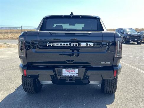 New 2026 GMC Hummer EV 4x4 Crew Cab image 4