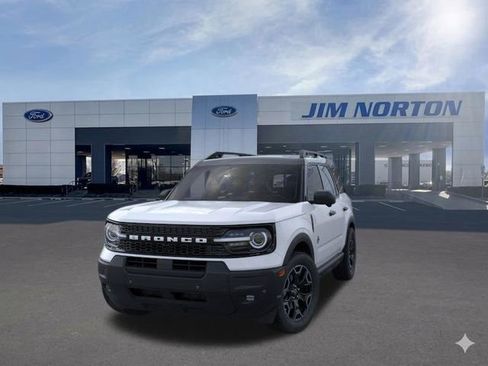 New 2026 Ford Bronco Sport Outer Banks w/ Outer Banks Tech Package+ AWD/4WD image 3
