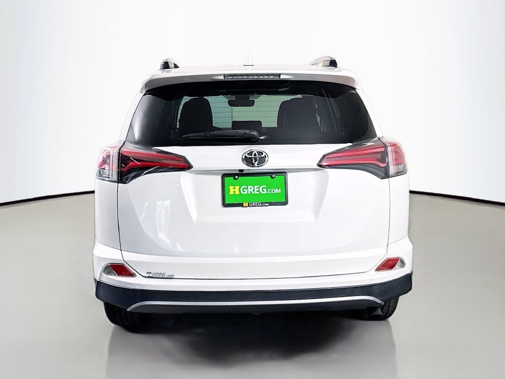 Used 2018 Toyota RAV4 Limited FWD image 8