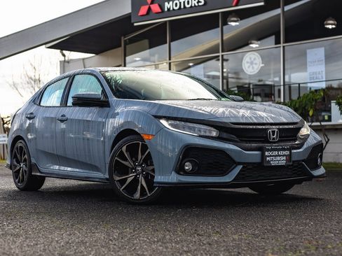 Used 2017 Honda Civic Sport Touring image 1