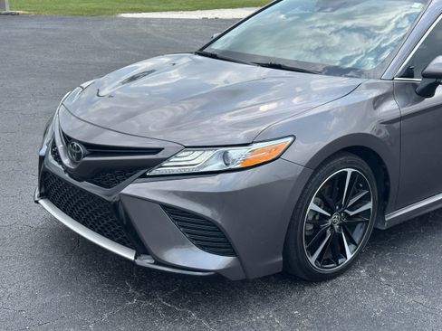 Used 2020 Toyota Camry XSE FWD image 10