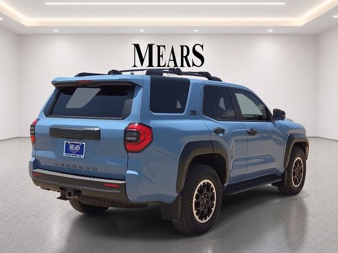 Used 2025 Toyota 4Runner TRD Off-Road Premium w/ Tow Technology Package AWD/4WD image 5