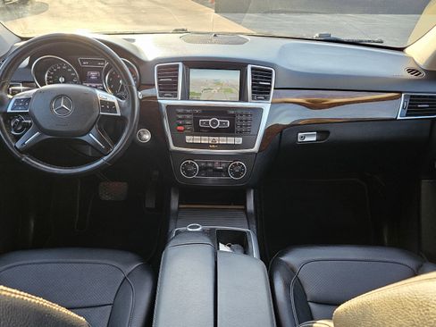 Used 2013 Mercedes-Benz ML 350 4MATIC w/ Premium 1 Pkg image 32