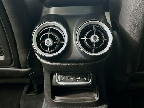 Used 2023 Alfa Romeo Stelvio Ti image 29