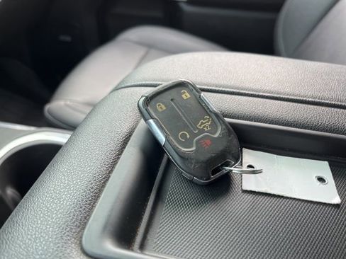 Used 2022 GMC Sierra 2500 SLT w/ SLT Premium Package image 35