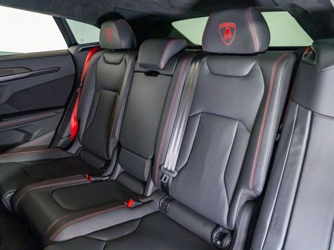 Used 2023 Lamborghini Urus S image 25