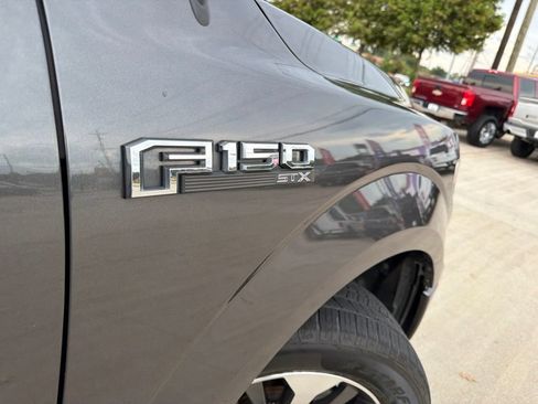 Used 2019 Ford F150 XL w/ Equipment Group 101A Mid RWD image 8