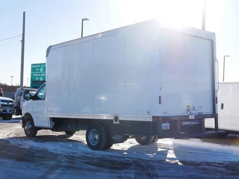 New 2025 Chevrolet Express 4500 w/ Power Convenience Package RWD image 4