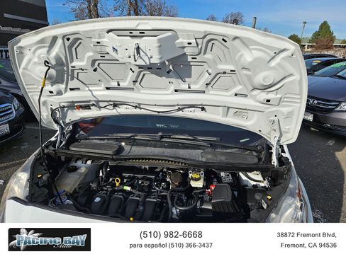 Used 2019 Ford Transit Connect XL image 18