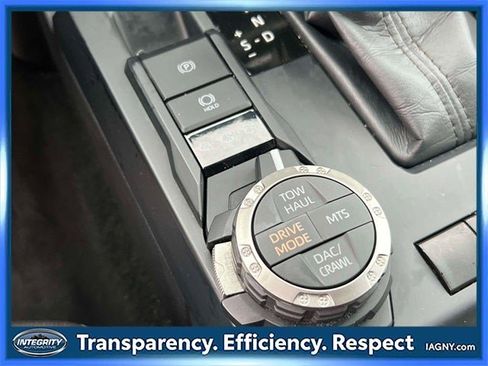 Used 2024 Toyota Tacoma TRD Off-Road image 30