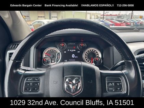 Used 2018 RAM 2500 SLT w/ Luxury Group image 21