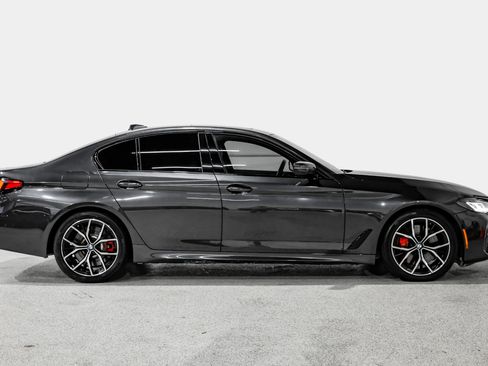 Used 2021 BMW 540i w/ M Sport Package RWD image 5