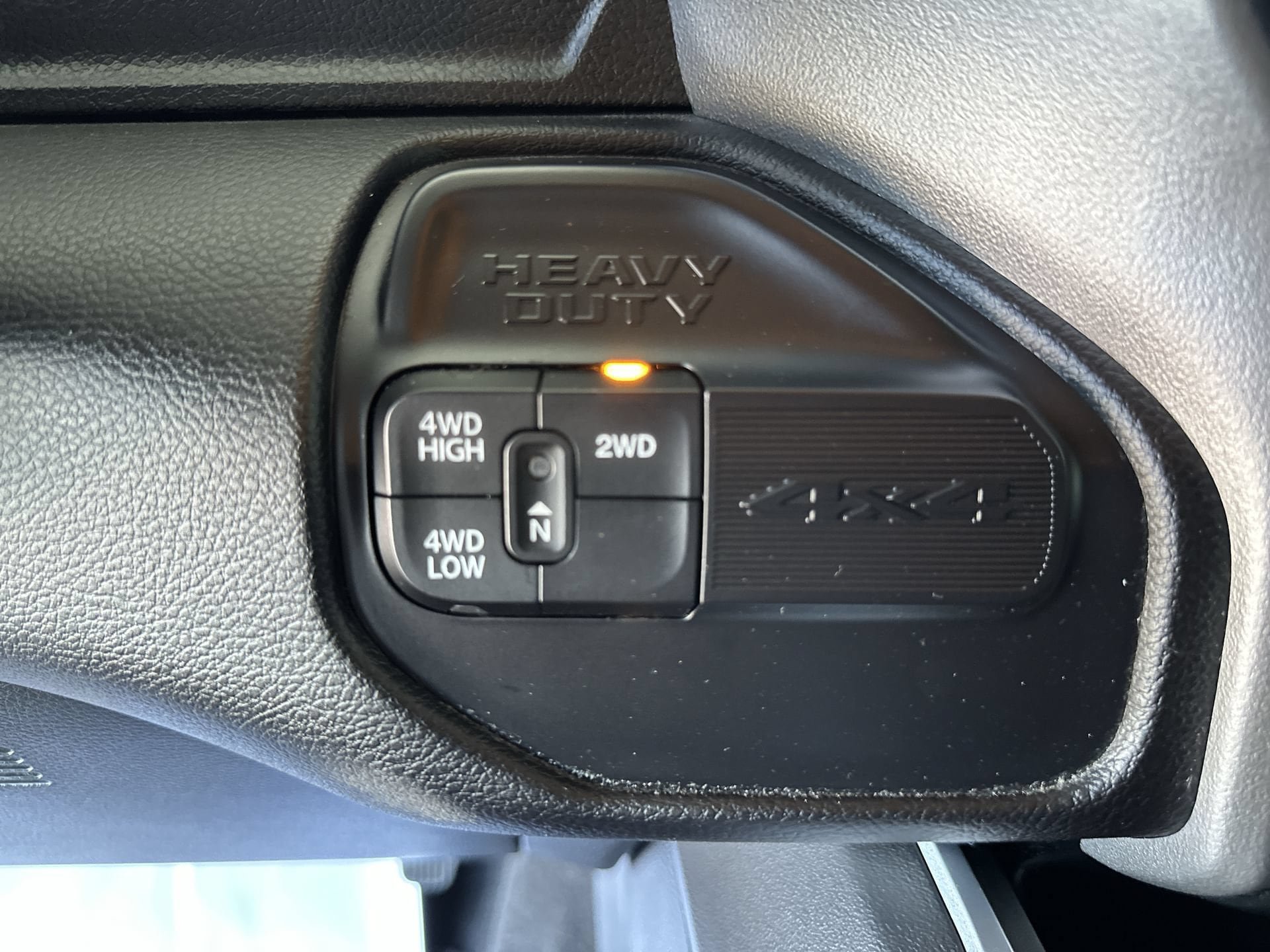 Used 2024 RAM 3500 Big Horn w/ Safety Group AWD/4WD image 18