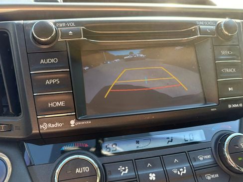 Used 2016 Toyota RAV4 XLE image 21