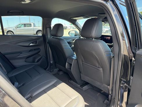 Used 2025 Buick Envista Sport Touring FWD image 18