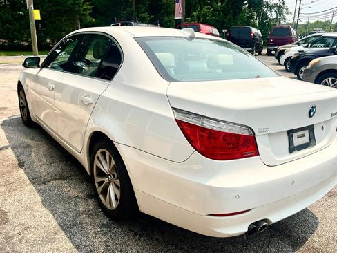 Used 2010 BMW 535i xDrive Sedan AWD/4WD image 2