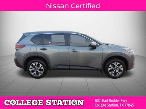 Certified 2023 Nissan Rogue SV FWD image 2