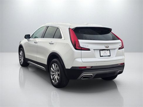 Used 2023 Cadillac XT4 Premium Luxury w/ Enhanced Visibility Package image 7