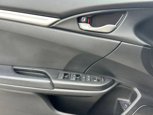 Used 2021 Honda Civic Sport image 9