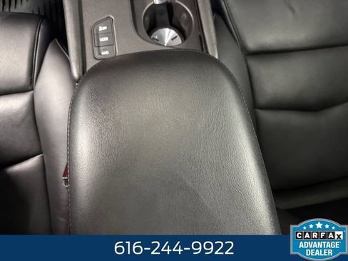 Used 2018 Cadillac XT5 Luxury w/ Driver Awareness Package AWD/4WD image 14