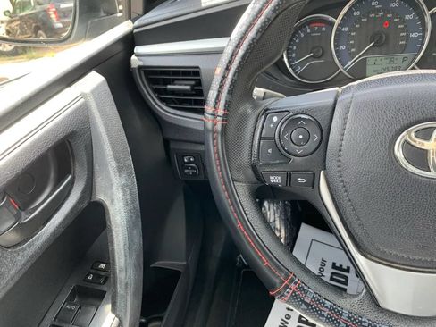Used 2016 Toyota Corolla L FWD image 15