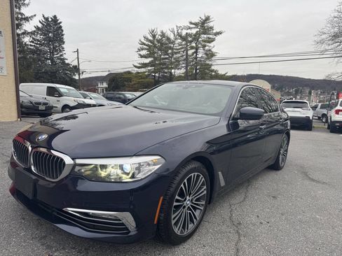 Used 2018 BMW 540i xDrive w/ Premium Package image 3