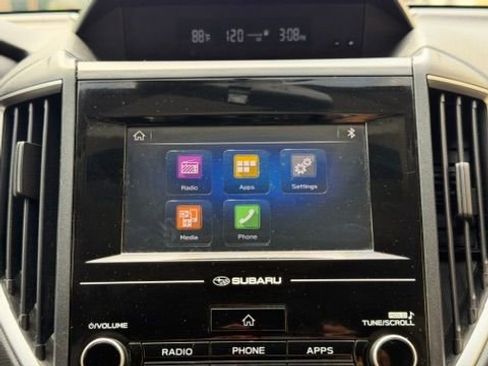 Used 2018 Subaru Crosstrek 2.0i Premium AWD/4WD image 35