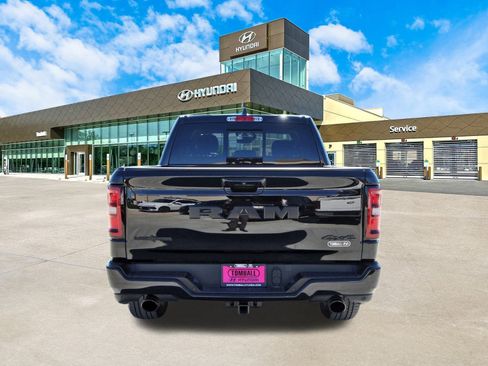Used 2025 RAM 1500 Lone Star image 7