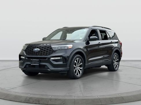 Used 2022 Ford Explorer ST-Line AWD/4WD image 3
