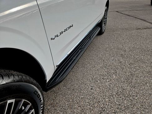 New 2026 GMC Yukon XL Elevation image 38