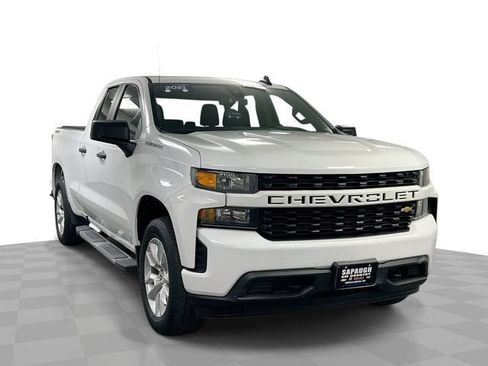 Used 2021 Chevrolet Silverado 1500 Custom w/ Safety Confidence Package AWD/4WD image 1