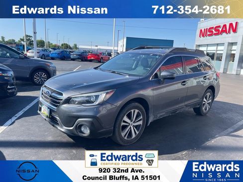 Used 2019 Subaru Outback 3.6R Limited w/ Popular Package #2 AWD/4WD image 1