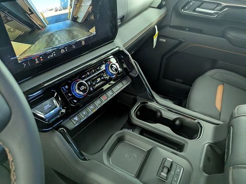 New 2026 GMC Sierra 2500 AT4 w/ AT4 Premium Plus Package AWD/4WD image 24