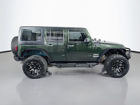 Used 2012 Jeep Wrangler Unlimited Sport w/ Connectivity Group AWD/4WD image 5