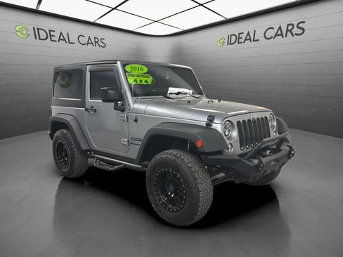 Used 2016 Jeep Wrangler Sport w/ Quick Order Package 24S AWD/4WD image 3