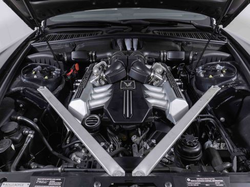 Used 2013 Rolls-Royce Phantom Drophead Coupe image 45