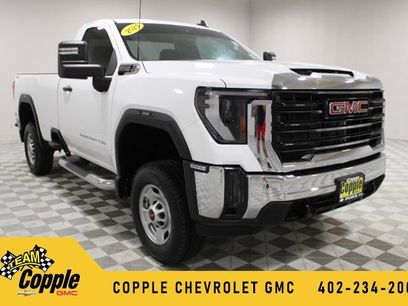 Used 2024 GMC Sierra 2500 Pro w/ Convenience Package