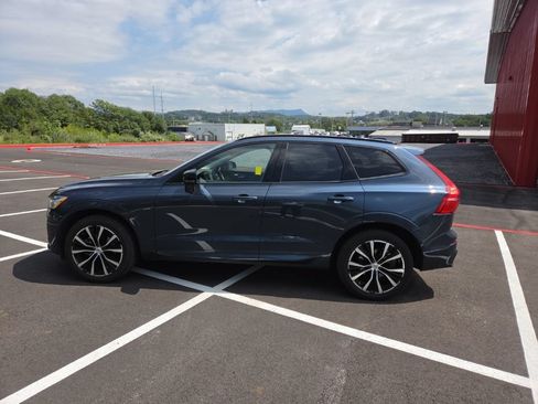 Used 2025 Volvo XC60 B5 Plus w/ Protection Package Premier AWD/4WD image 9