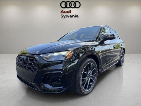 Certified 2025 Audi SQ5 Premium Plus w/ Premium Plus Package AWD/4WD image 3