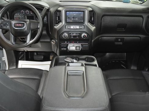 Used 2025 GMC Sierra 3500 Pro w/ Convenience Package image 20