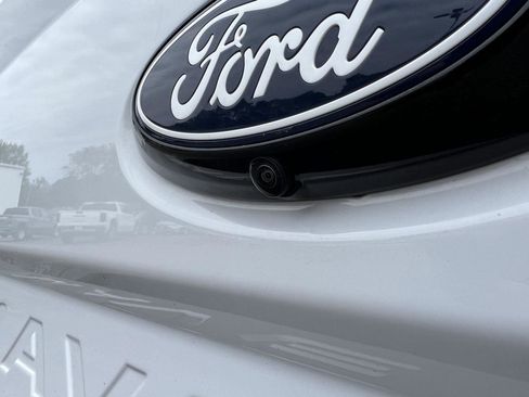 Used 2025 Ford Maverick Lariat w/ 4K Tow Package AWD/4WD image 7