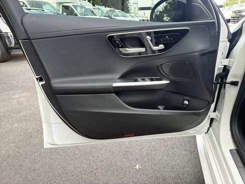 Used 2025 Mercedes-Benz C 300 4MATIC Sedan image 14