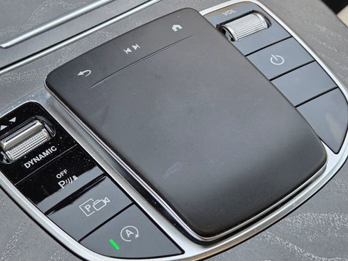 Used 2022 Mercedes-Benz E 350 4MATIC Sedan image 17