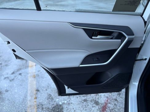 New 2025 Toyota RAV4 XLE image 15