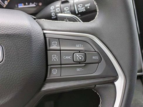 New 2026 Jeep Grand Cherokee L Laredo RWD image 27