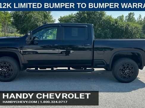 Certified 2024 Chevrolet Silverado 2500 LT w/ Midnight Edition AWD/4WD image 6
