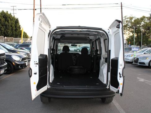Used 2019 RAM ProMaster City Tradesman image 8