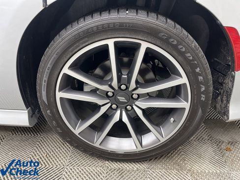 Used 2023 Dodge Charger R/T w/ Plus Group image 29