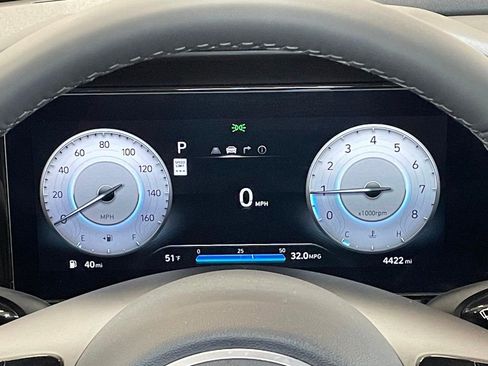 Used 2025 Hyundai Elantra Limited image 26